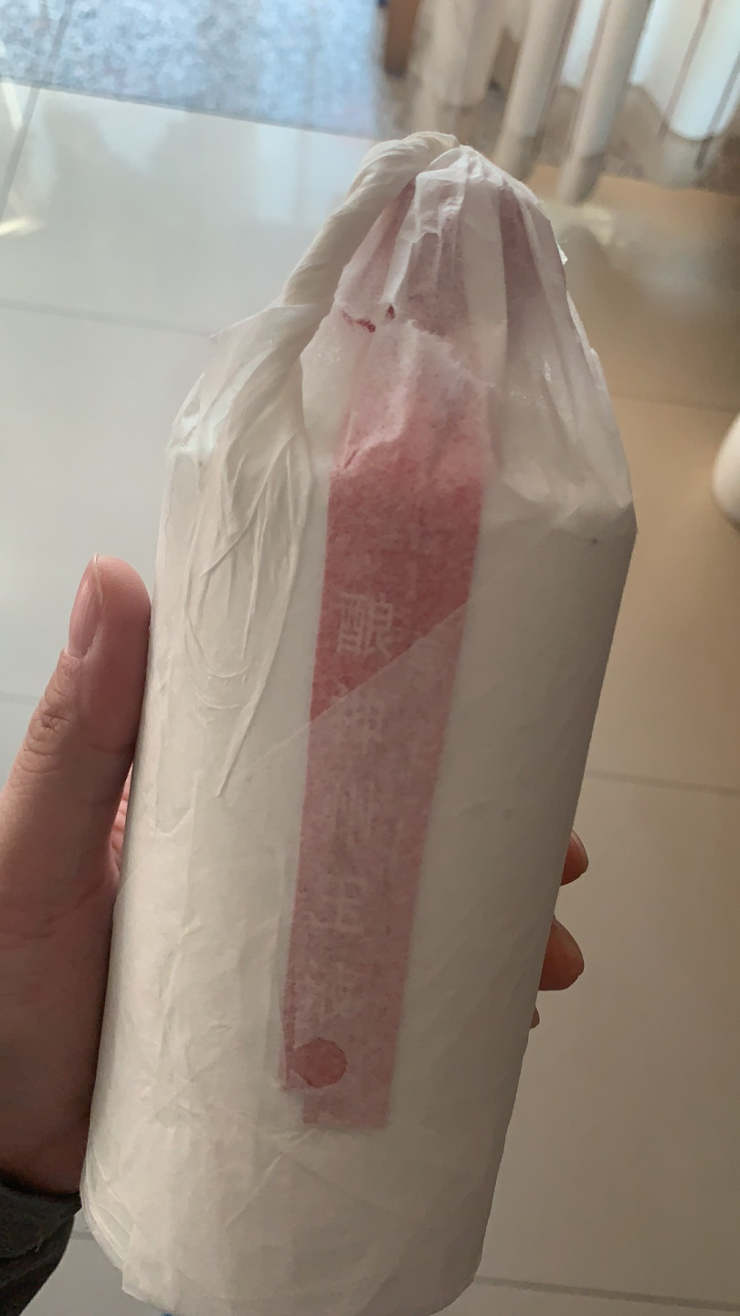 有人认得这个酒吗？