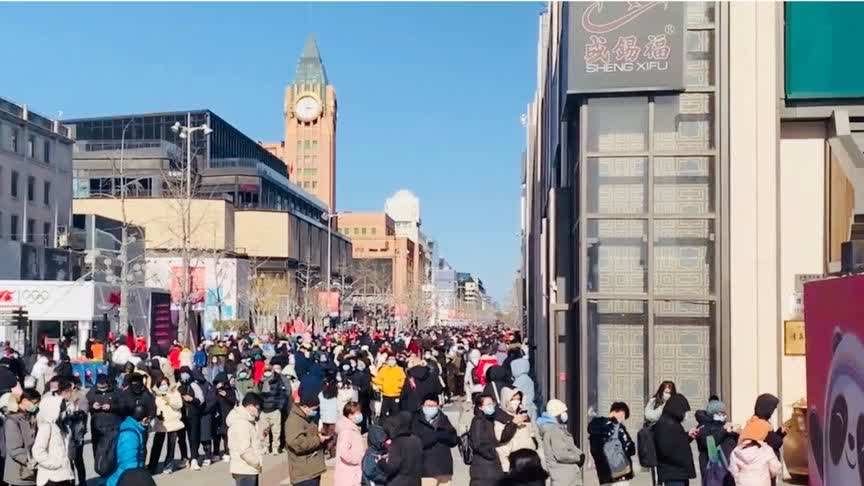 🎁安排！🏂人手一个冰墩墩～赶紧上车！⛷️