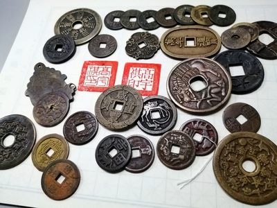 一入铜钱深似海，从此纸夹整箱买