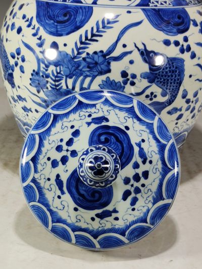 全国多处库房，北京山东两家实体店，一手货源，主营瓷器，玉器，清明字画，老翡翠，老 cha 老jiu等，一手货源价格最低，店内所有藏品与图片一直，各位朋友放心选购