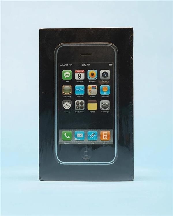 【未开箱初代iPhone以26万元成交】