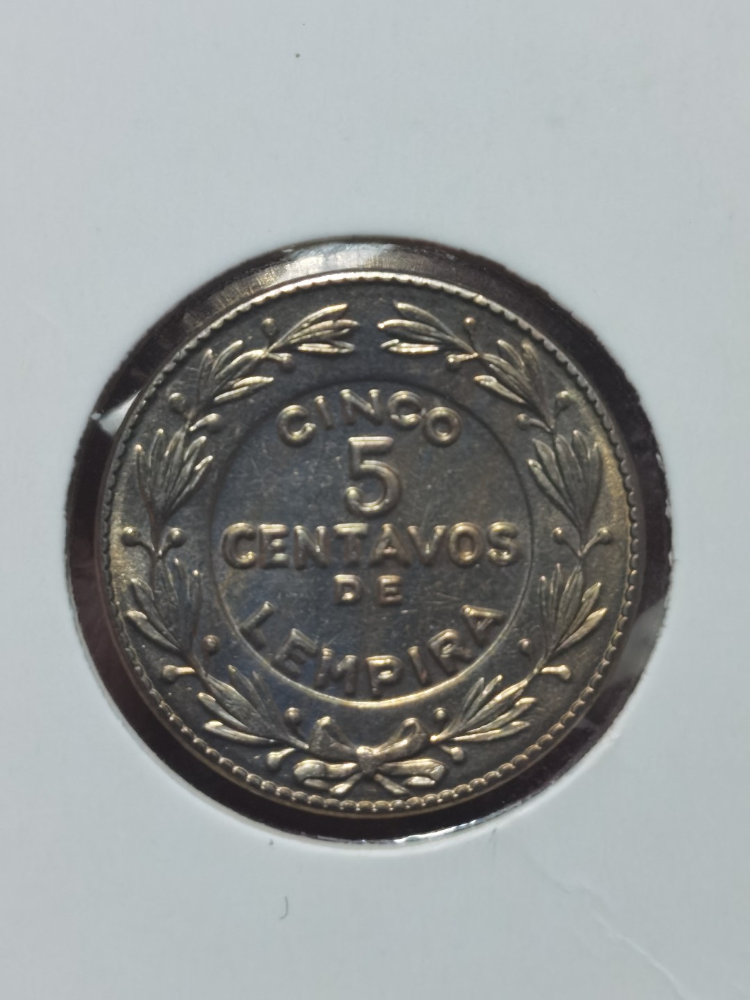 洪都拉斯 币制改革100centabos=1lempira