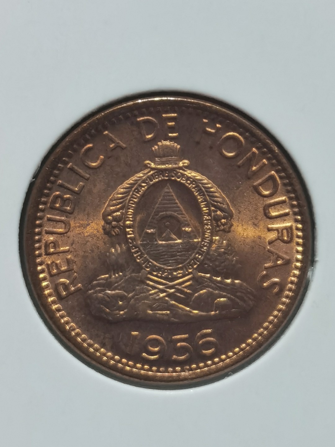 洪都拉斯 币制改革100centabos=1lempira