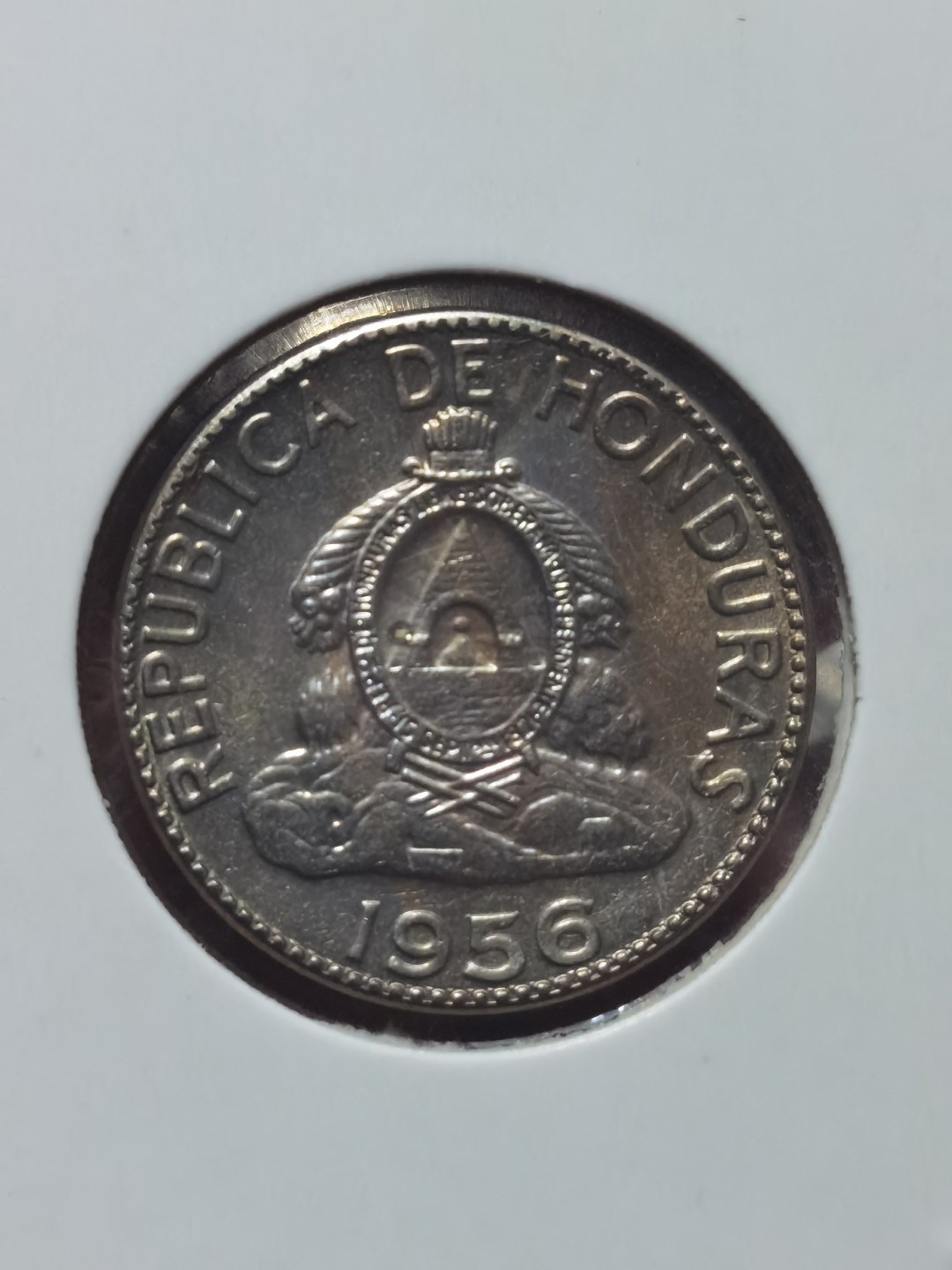 洪都拉斯 币制改革100centabos=1lempira