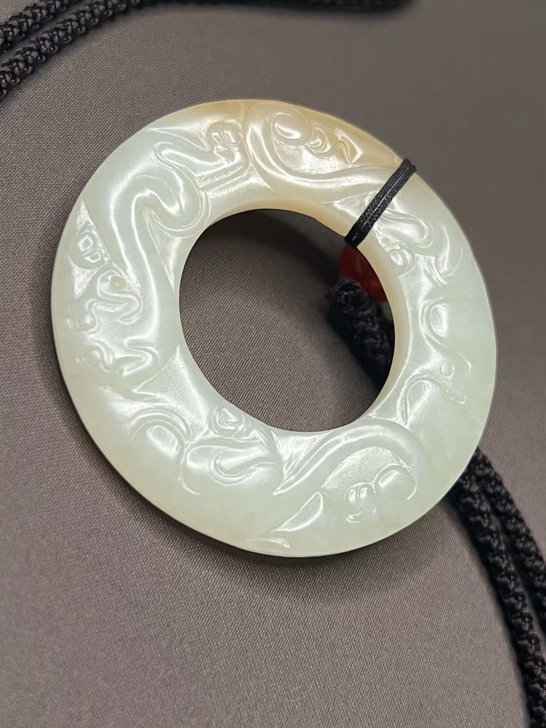蟠螭龙璧