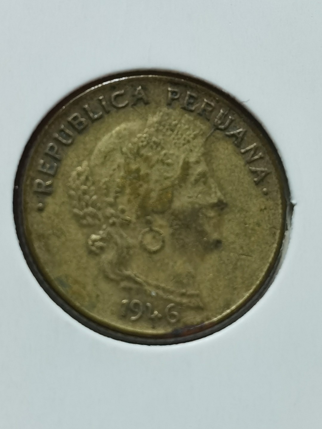 秘鲁共和国 十进位货币 100 centavos(10 dineros)=1 Sol 10 soles=1 libra 