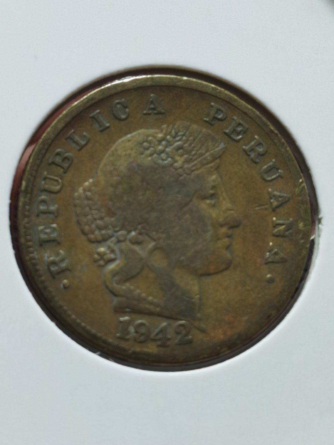 秘鲁共和国 十进位货币 100 centavos(10 dineros)=1 Sol 10 soles=1 libra 