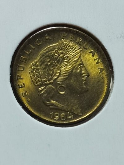 秘鲁共和国 十进位货币 100 centavos(10 dineros)=1 Sol 10 soles=1 libra 