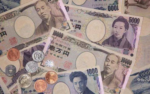 为什么日本硬币中的5日元和50日元有个洞？