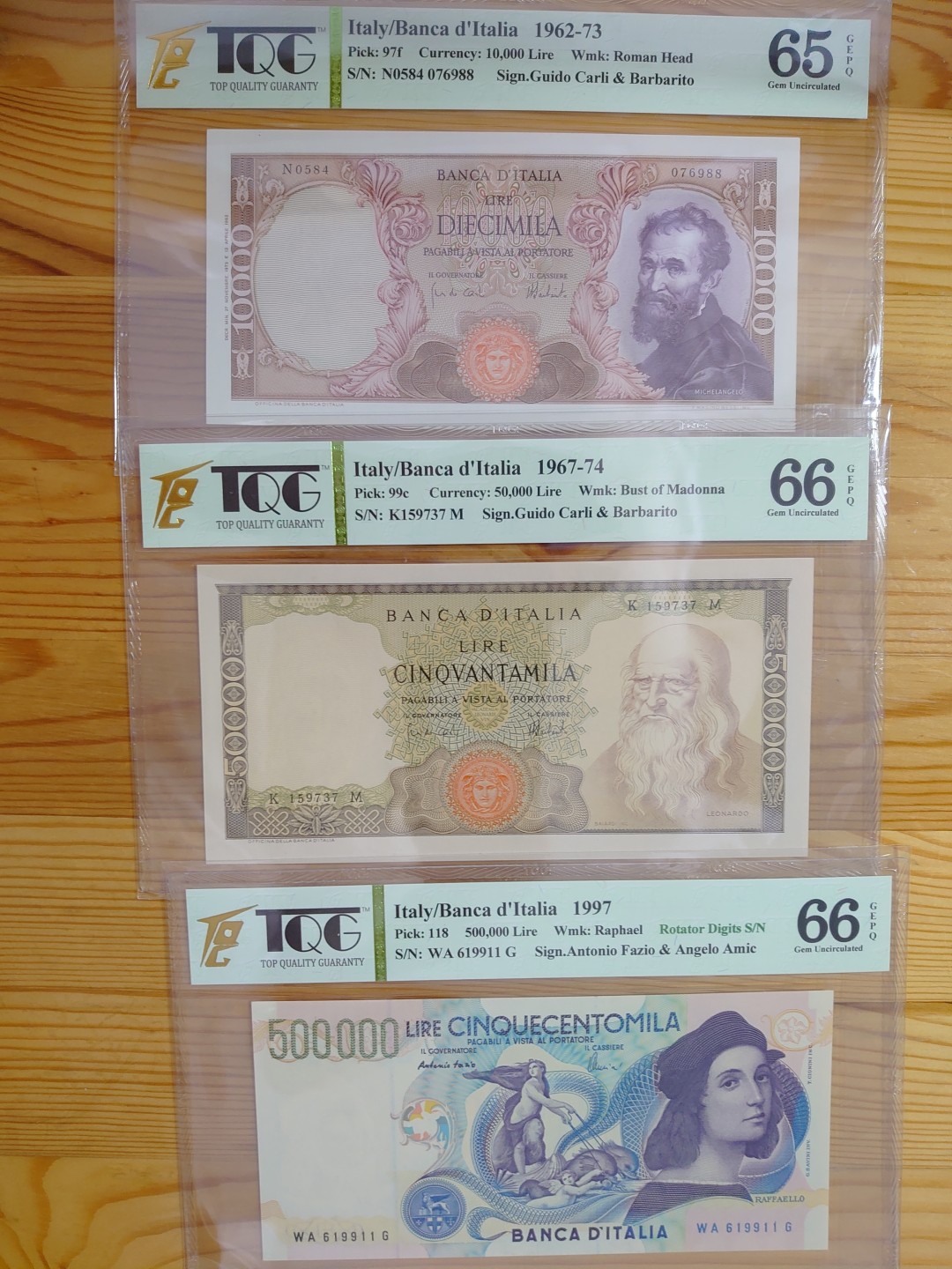 来自各国的纸币，让大家看看，tqg不只能评国外的，国内的有点历史的亦难不到他们！在此放上马来亚的，意大利三杰，中华民国时期的和东方汇理银行系列。