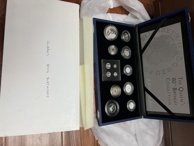 英国女王2006全银套币