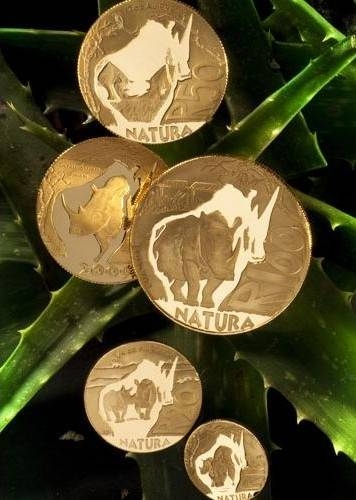 2023年最想要的币南非白犀牛金币