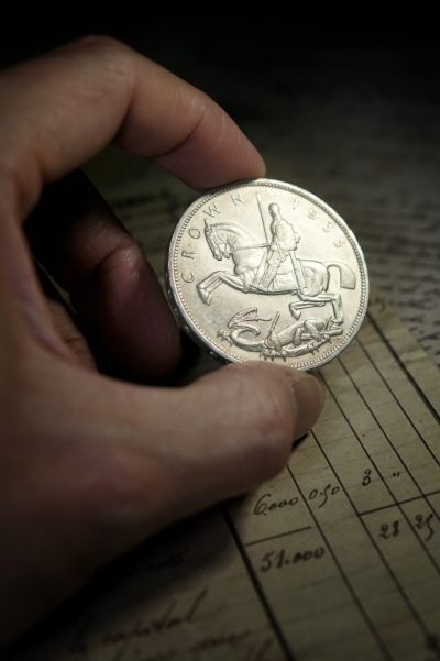 1935年英国乔治五世“木马剑”1克朗银币