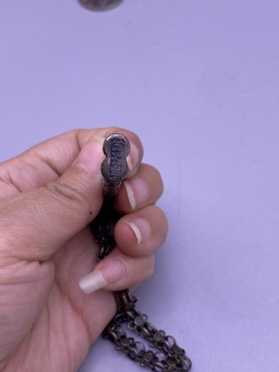 老银压襟挂件，尺寸23厘米，有款，品相如图，500包快递