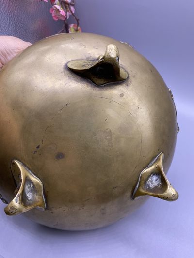 老铜双龙香炉，尺寸13.5*19厘米，品相如图，3000包快递