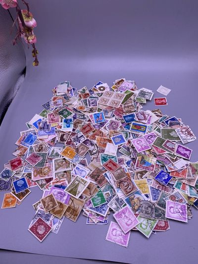 各国邮票1000张，品相如图，500包快递