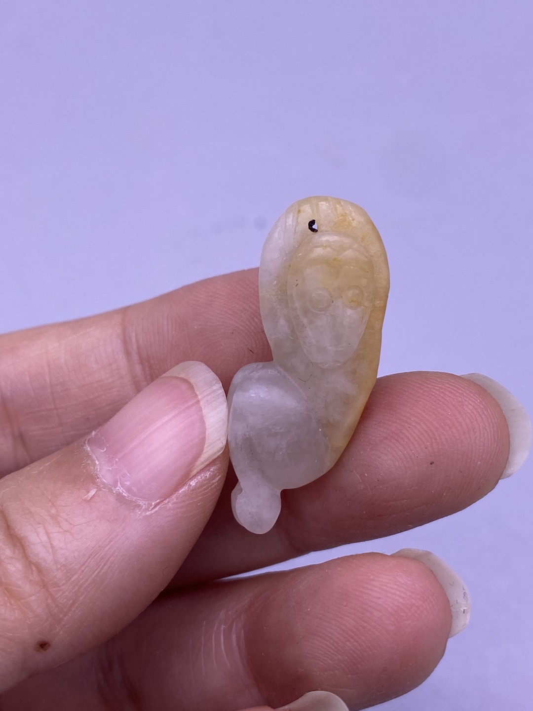 翡翠猴6个，尺寸2.3-3.5厘米，品相如图，400包快递