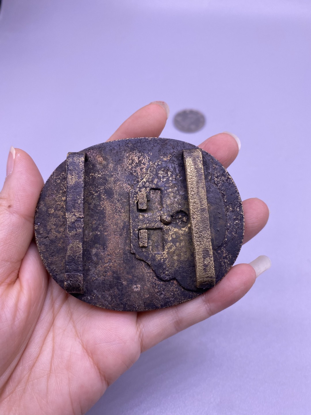 老铜代扣，尺寸7.2*6厘米，品相如图，850包快递