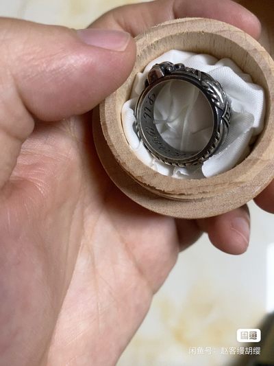 ss荣誉骷髅戒指复刻