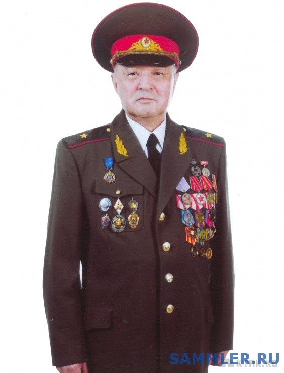 克格勃证章展示