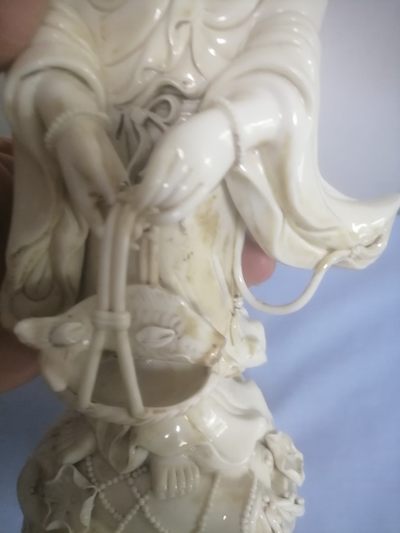 明代何朝宗款观音像
