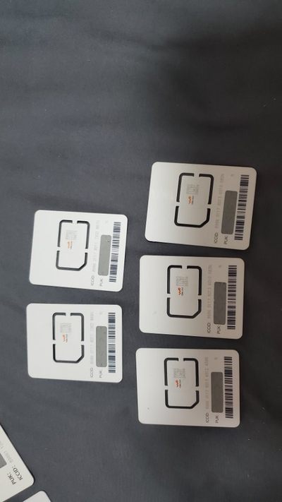 中国联通·沃4G 灰黄色SM卡