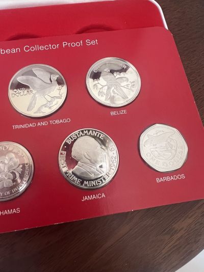 1983 加勒比岛国精制套币