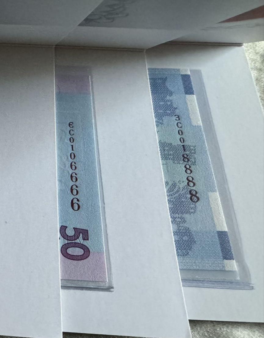 乌克兰纪念钞有无倒置号