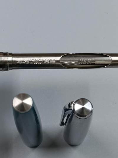 【82年英雄100金笔 】风采