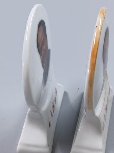 伟人陶瓷坐牌（真品）