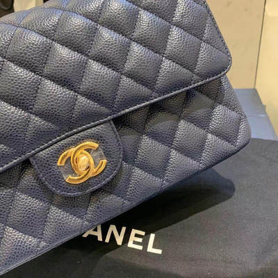 给女友买个包包