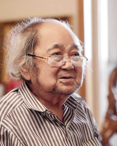 谢云-著名书法家、诗人