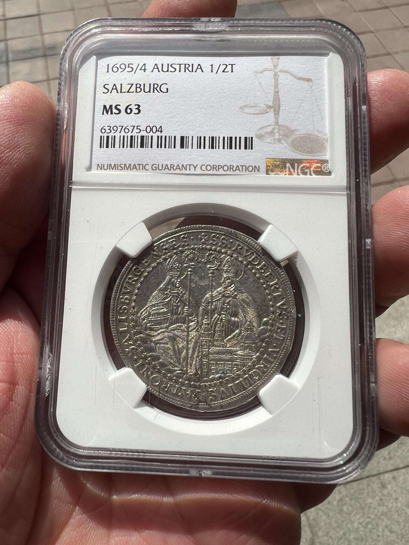 骑字版1695/4年神圣罗马帝国萨尔茨堡半泰勒 萨尔茨堡大主教约翰·恩斯特·格拉夫·冯·图恩·霍亨斯坦 NGC63冠军分