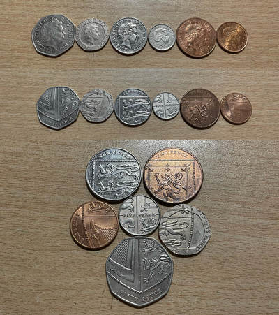 英国老年女王盾牌套币小全套