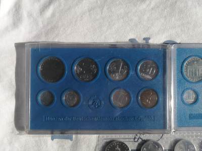 东德官方套币 mint set ～1979，1982及1989年，