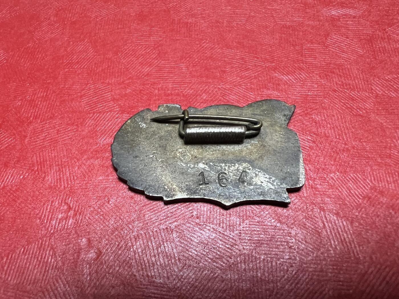 四川大学。1958年毕业纪念。