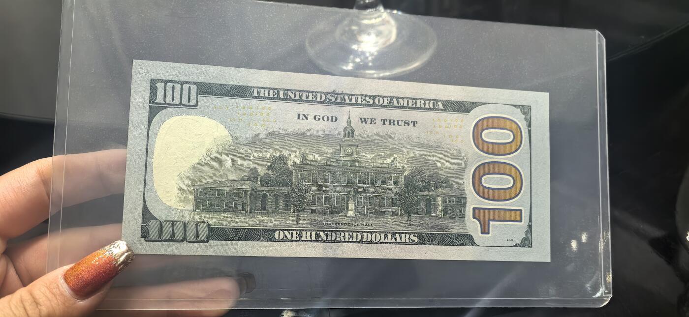 100美元豹子2连号