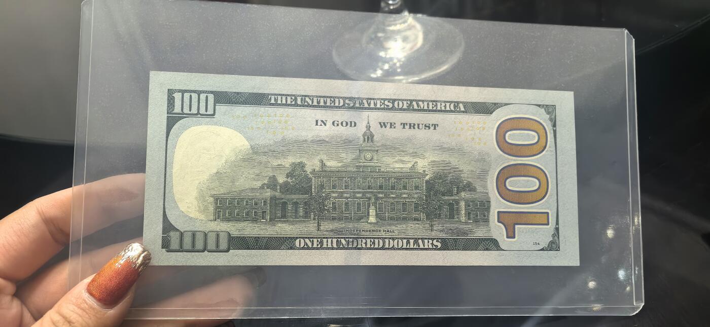 100美元豹子2连号