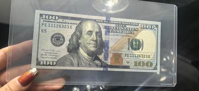 100美元豹子2连号