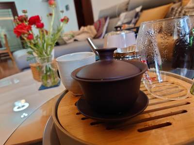 喝完茶，下班