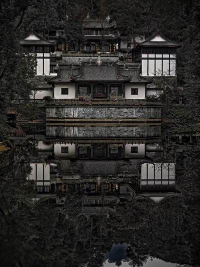闪现青城山