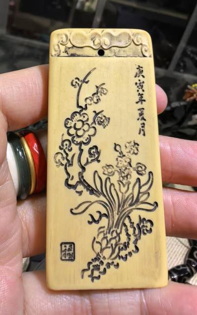旧藏老印章，可见岁月包浆。尺寸:7.1*3.1*0.9cm克重:34.1g