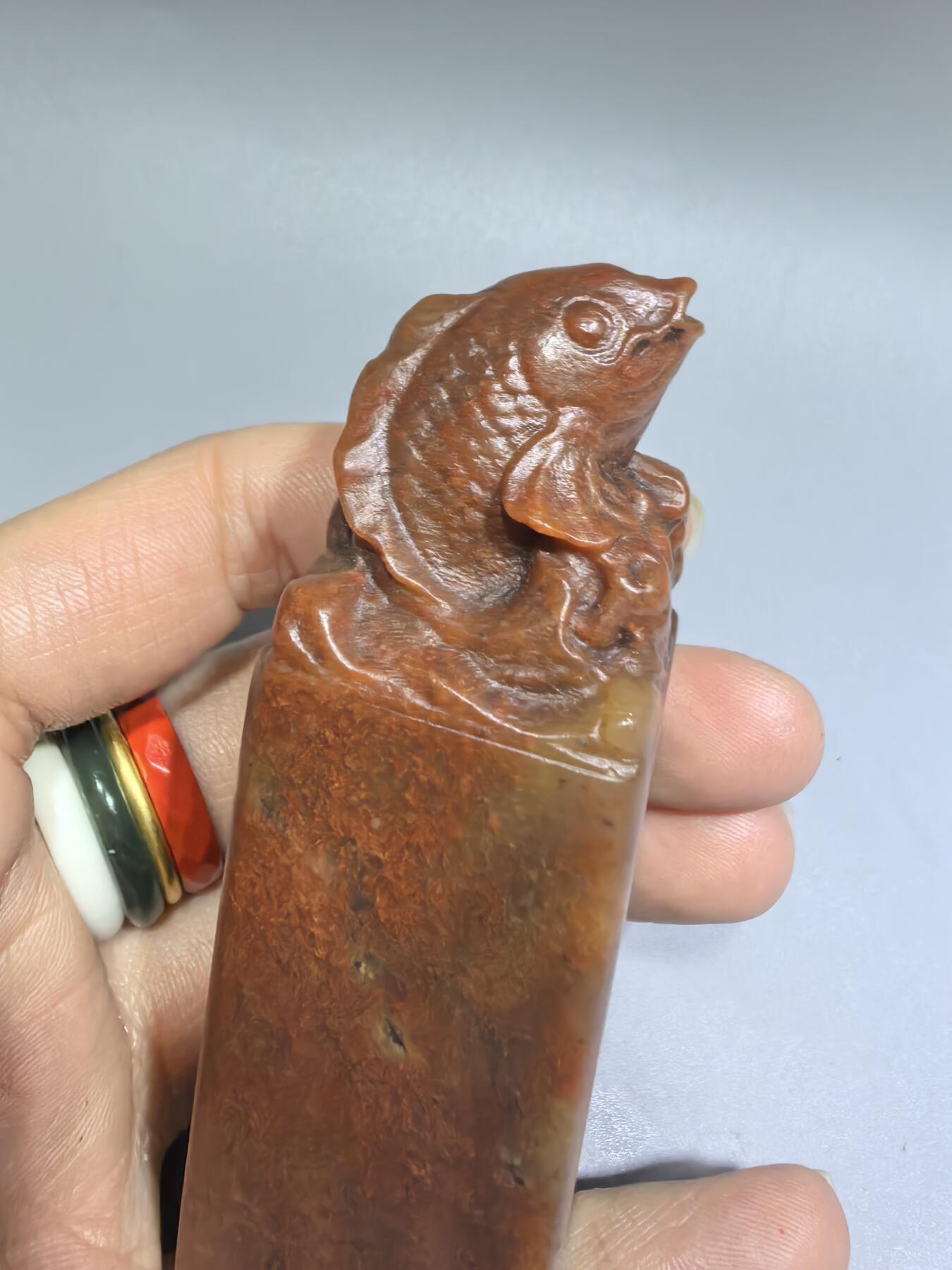 名家林微因__听雨声 寿山石印章尺寸:7.8*2.7*2.6cm
