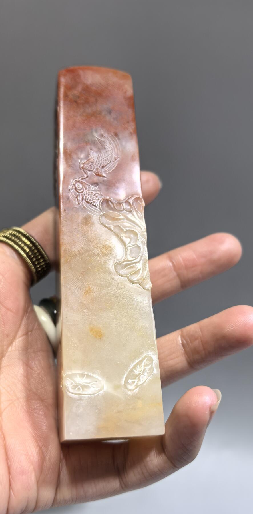寿山石印章全品如图所示，尺寸:11.8*2.5cm