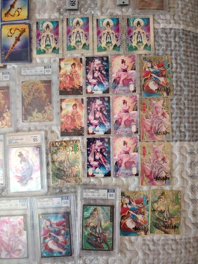 人文社 水浒 红楼梦 丰谷山 万象联名红楼梦编号亲签 封神天下  权迎东水浒卡 雅客 一卡间 封神榜 创世神 女娲 金卡 非严亲签 轩辕坟三妖镀金卡 粗闪 粗闪编号卡 镭射卡 创世女娲卡册 糖卡