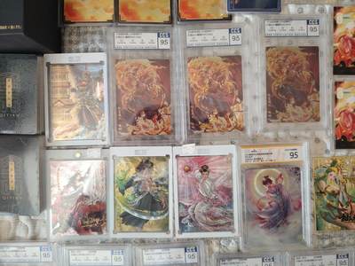 人文社 水浒 红楼梦 丰谷山 万象联名红楼梦编号亲签 封神天下  权迎东水浒卡 雅客 一卡间 封神榜 创世神 女娲 金卡 非严亲签 轩辕坟三妖镀金卡 粗闪 粗闪编号卡 镭射卡 创世女娲卡册 糖卡