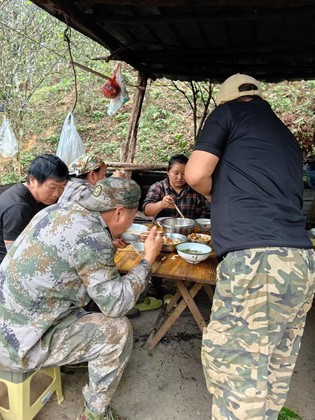 几万一公斤的茶叶是这样出来的，薄荷塘核心产区帕扎河…
