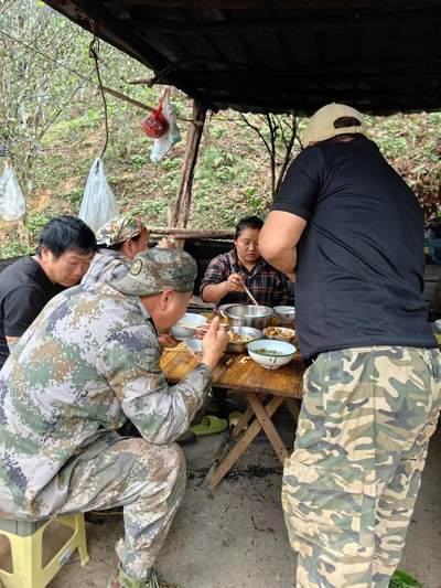 几万一公斤的茶叶是这样出来的，薄荷塘核心产区帕扎河…