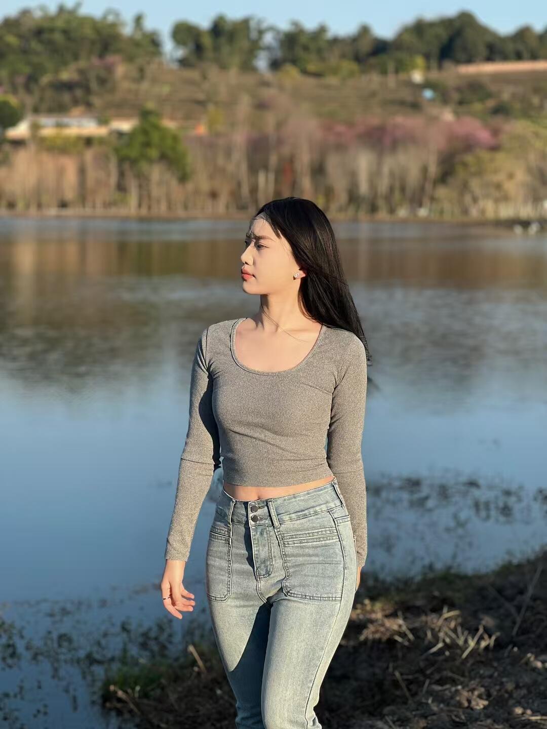 来一组美照