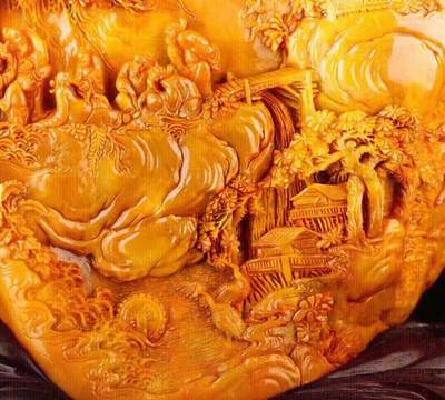 百斤重器极品神器
‖田黄石‖系列《松下雅聚》
完美质地，色泽温润，精雕细琢，寓意吉祥，送高档锦盒包装，收藏送礼佳品！
「长40cm宽31cm高63cm  重99.6斤」
不刀不包！！
